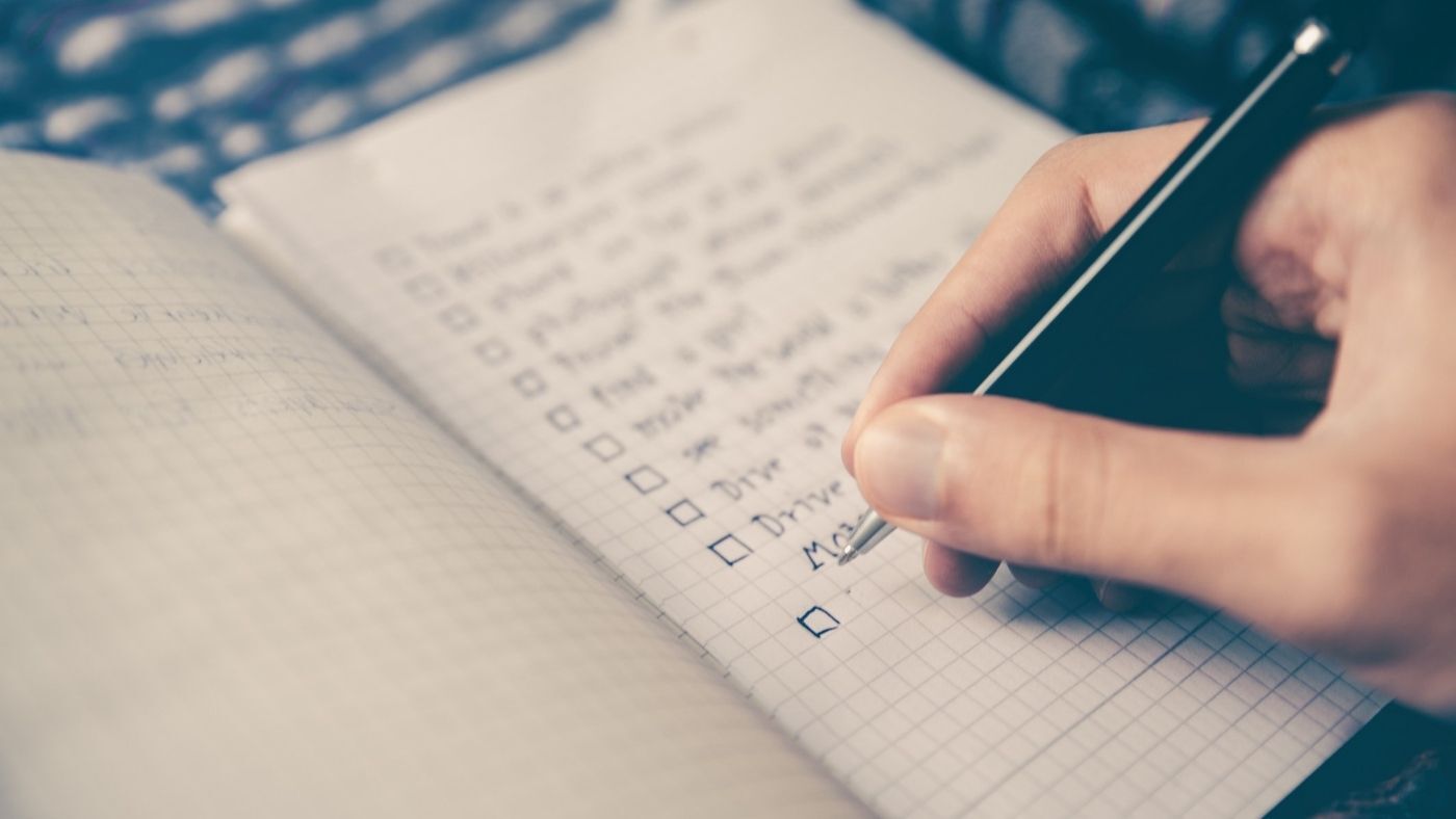 New year, new goals: how to set goals for your translation business (and actually stick to them!)